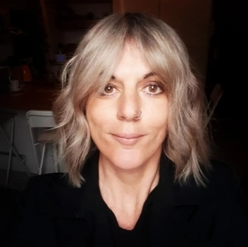 Francesca COIN - Ciò che il lavoro non è