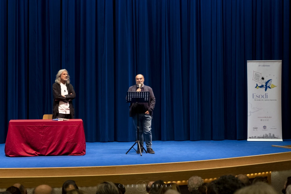 Alessandro Bergonzoni - Facile come morire, difficile come vivere
