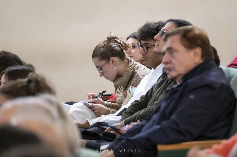 Gherardo Colombo - Una nave per salvare i migranti nel Mediterraneo