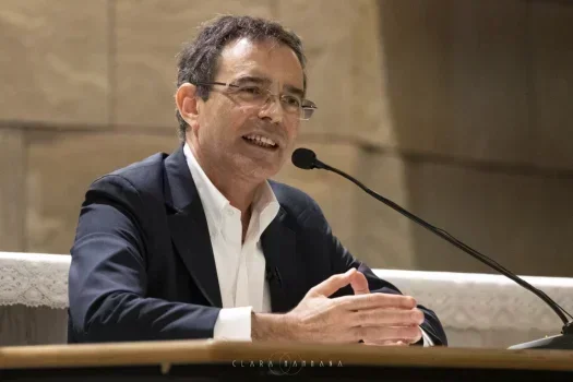 "Fedeli a Dio e al mondo. La sfida dei monoteismi" con Vito Mancuso (14.09.2023)